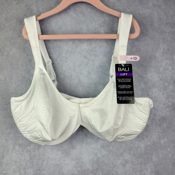 Bali® Live It Up® Full-Figure Seamless Underwire Bra Size 40D In white - Picture 1 of 13
